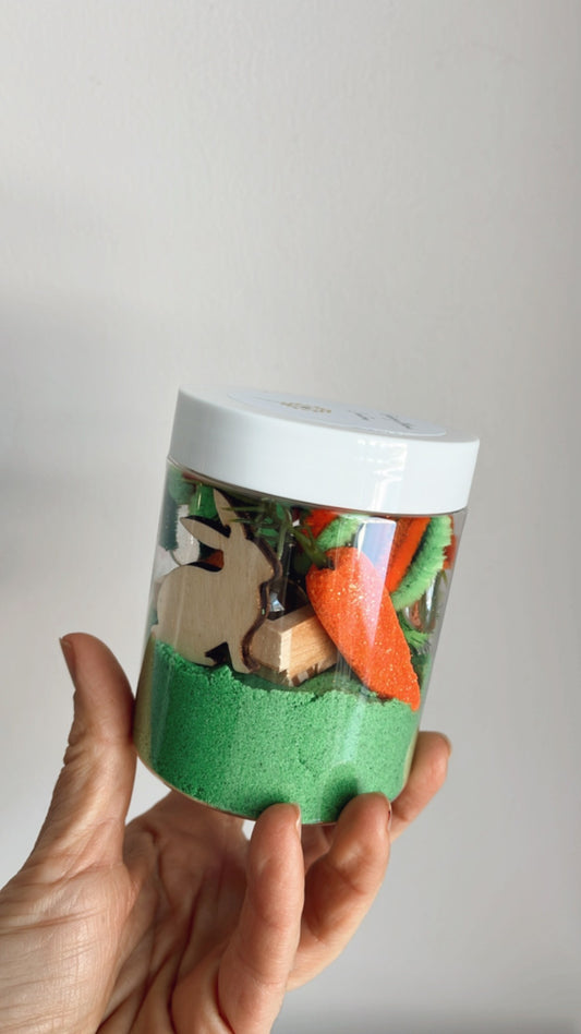 Carrot Patch Kinetic Sand Jar