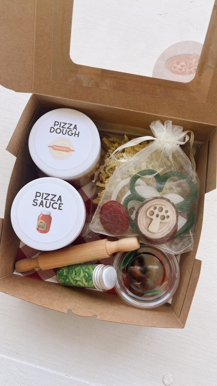 Build a Pizza Playdough Kit