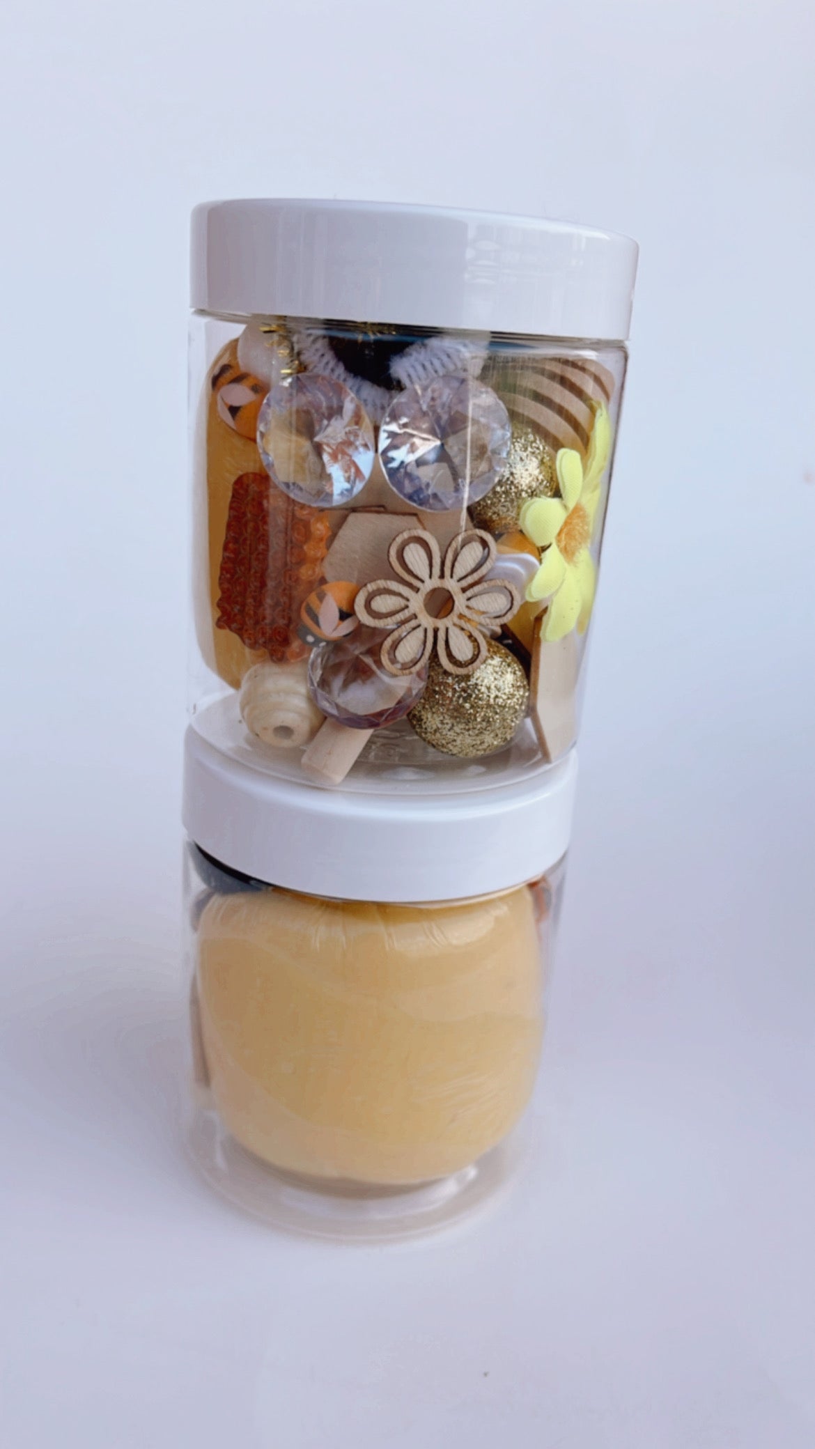 Spring Bee Playdough to Go Jar