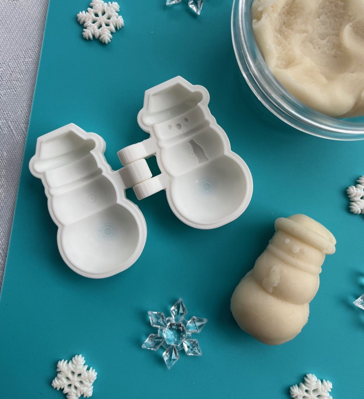 3D Printed Holiday Playdough Moulds