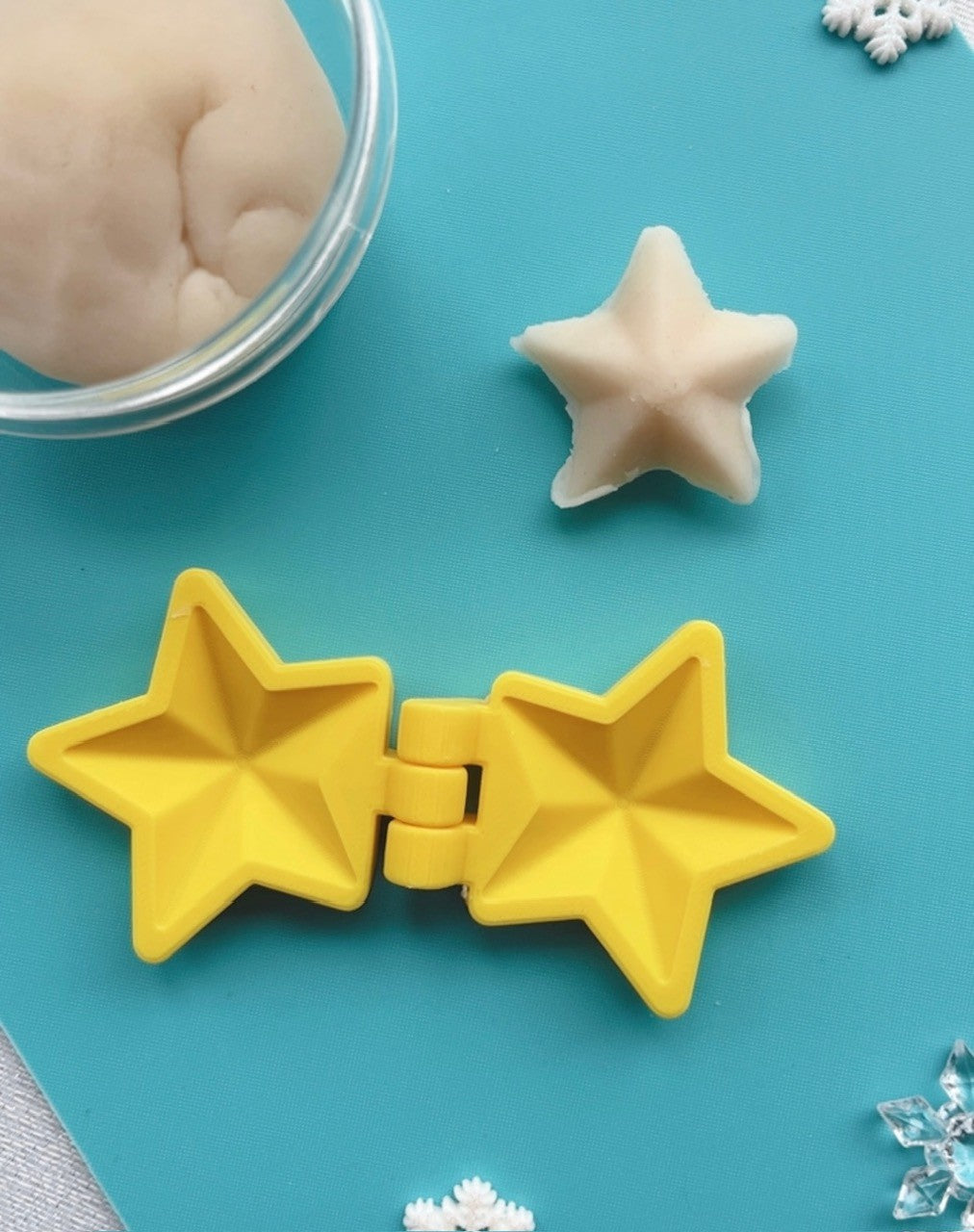 3D Printed Holiday Playdough Moulds