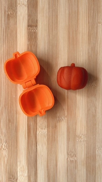 3D Printed Pumpkin Playdough Mould