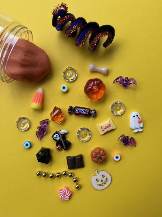 Trick or Treat Playdough to Go Jar