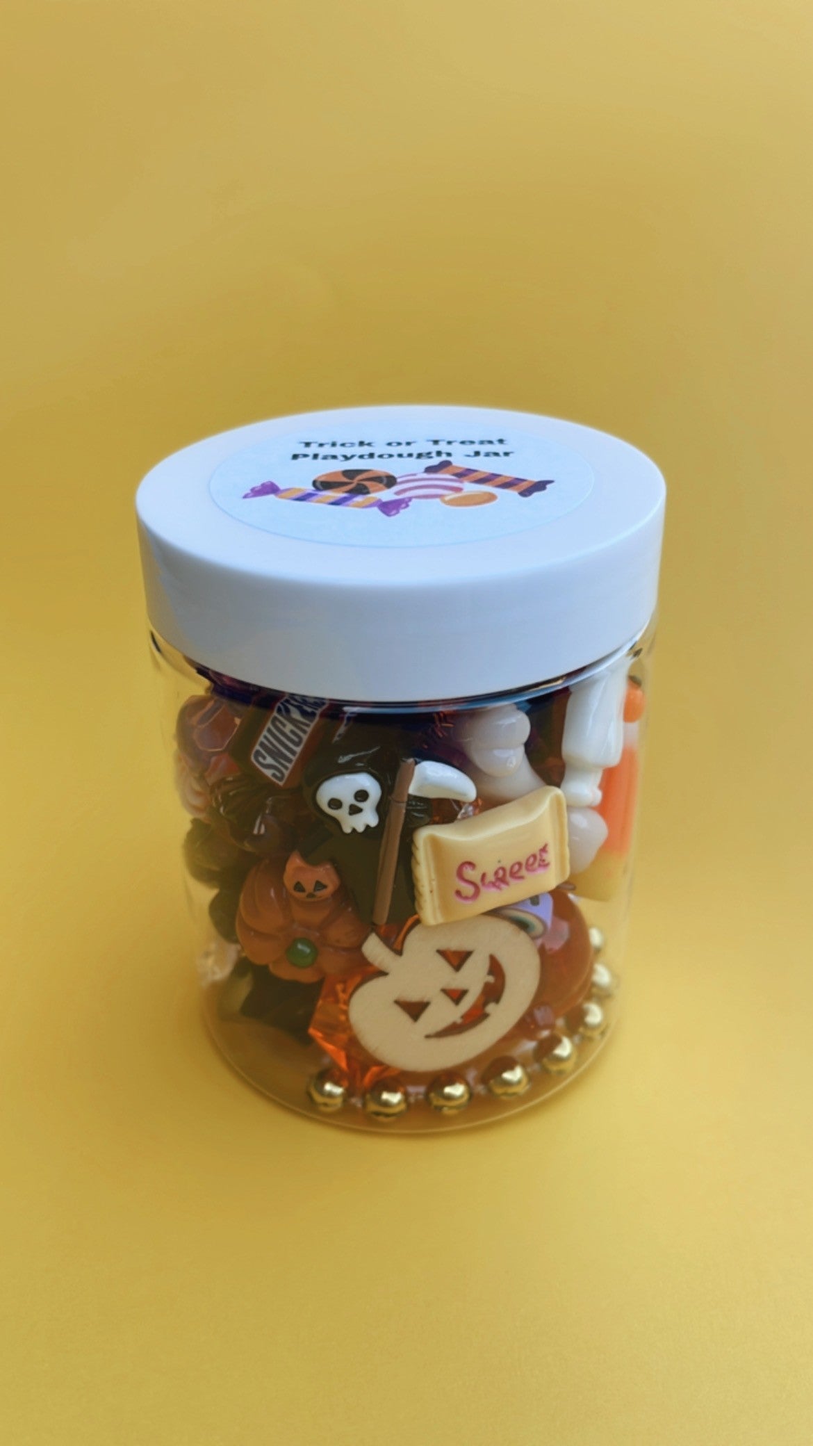 Trick or Treat Playdough to Go Jar