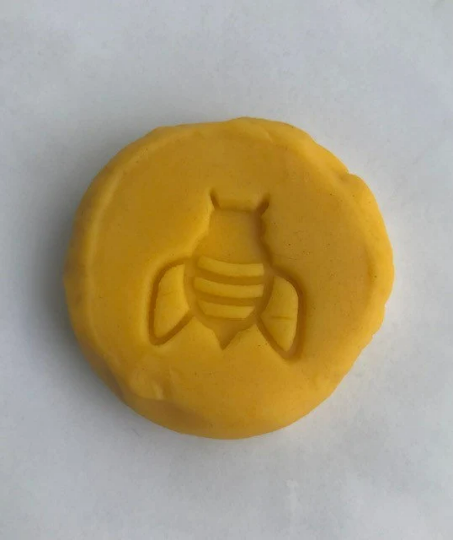 Spring Bee Sensory Playdough Kit